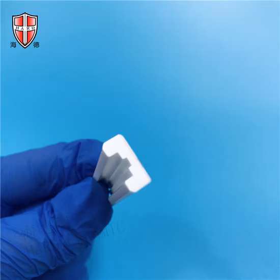 As hastes cerâmicas da zircônia Zro2 barram a matéria prima para o fornecedor fazendo à máquina médico industrial